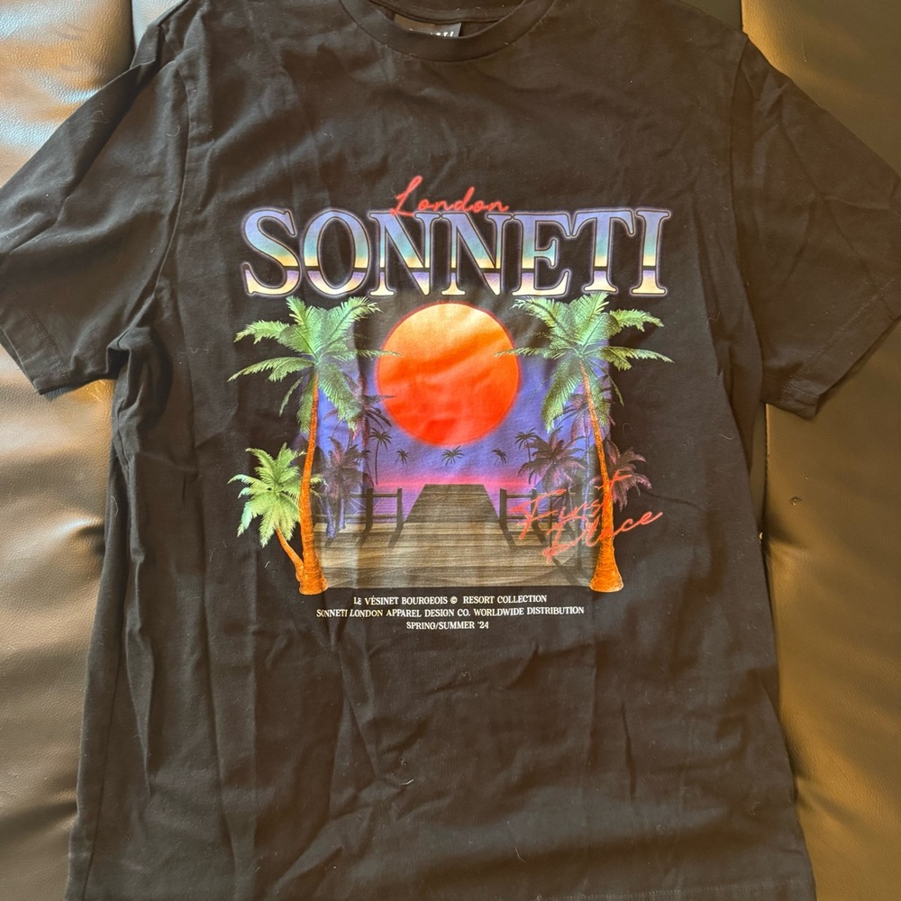 Sonneti London Black Graphic T-Shirt